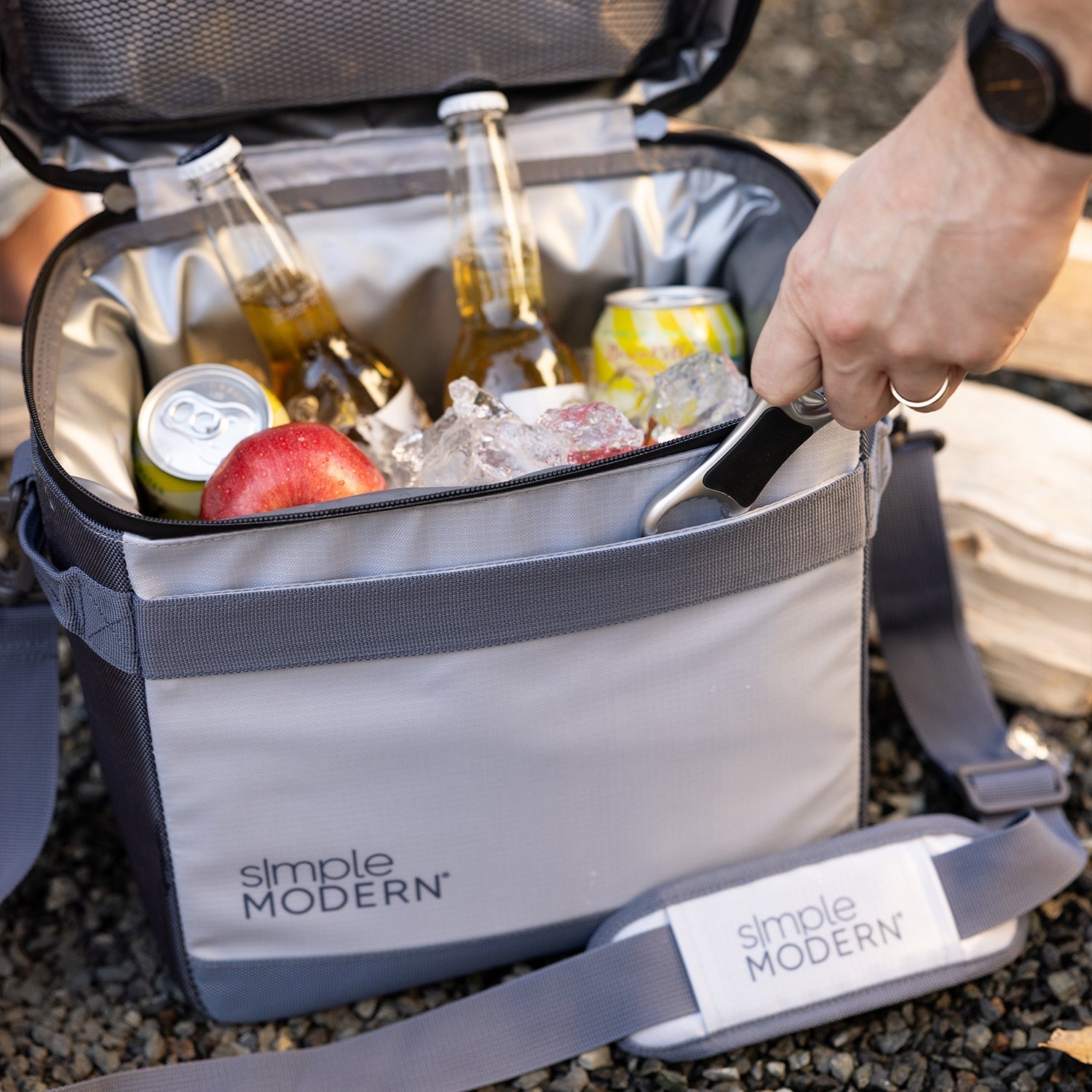 Day Cooler - 12 Can Soft Cooler S3 ci